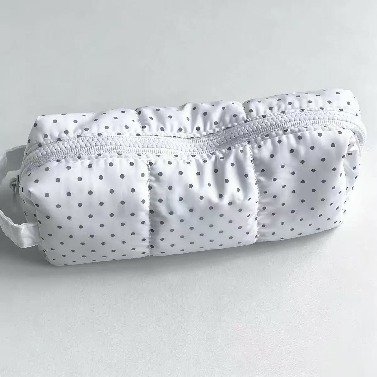Astuccio portapenne a pois, gr - Aesthetic Large Pencil Case Pouch recensione e prezzo
